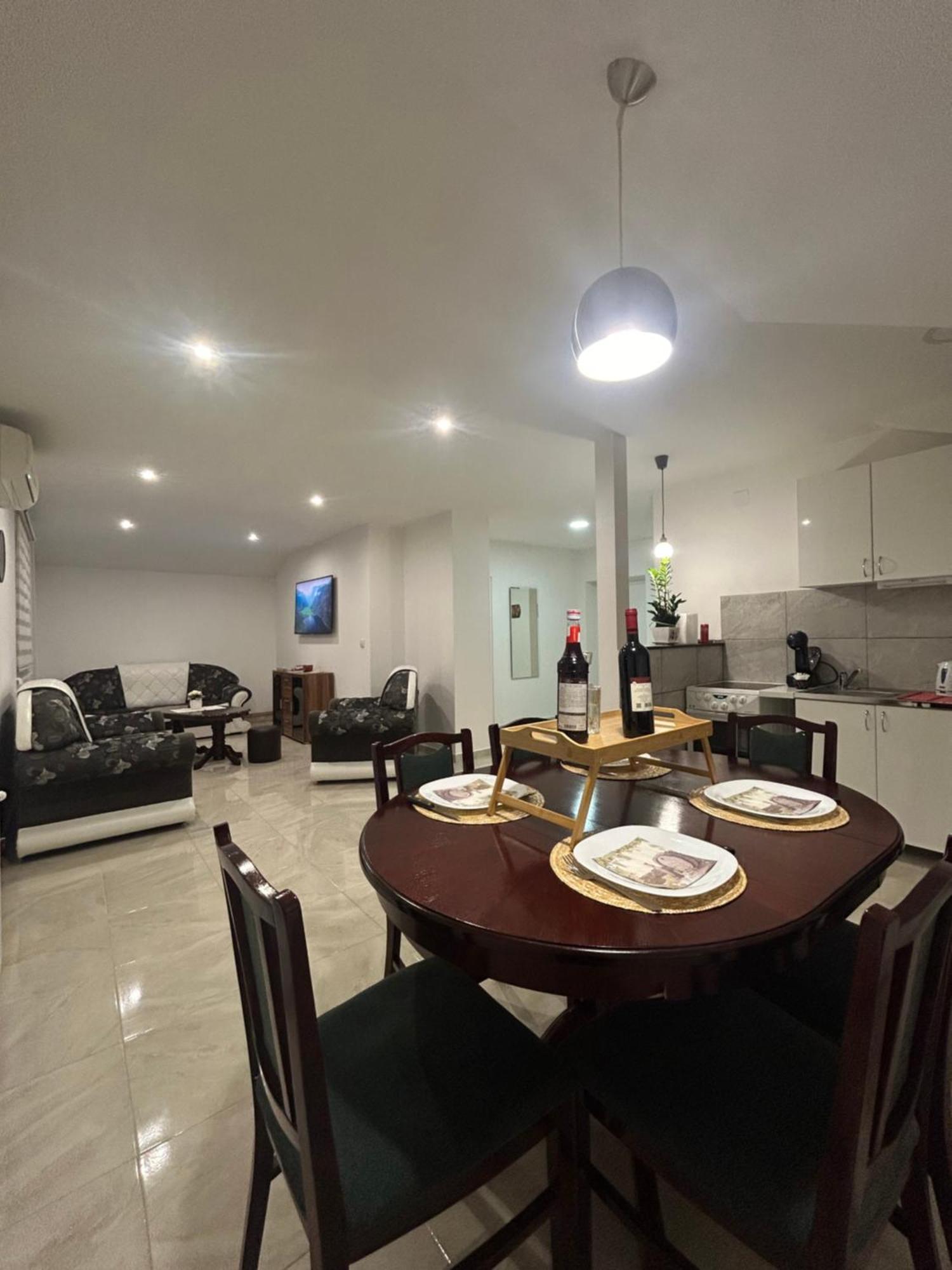 Apartman Diamond Lux Surčin Extérieur photo