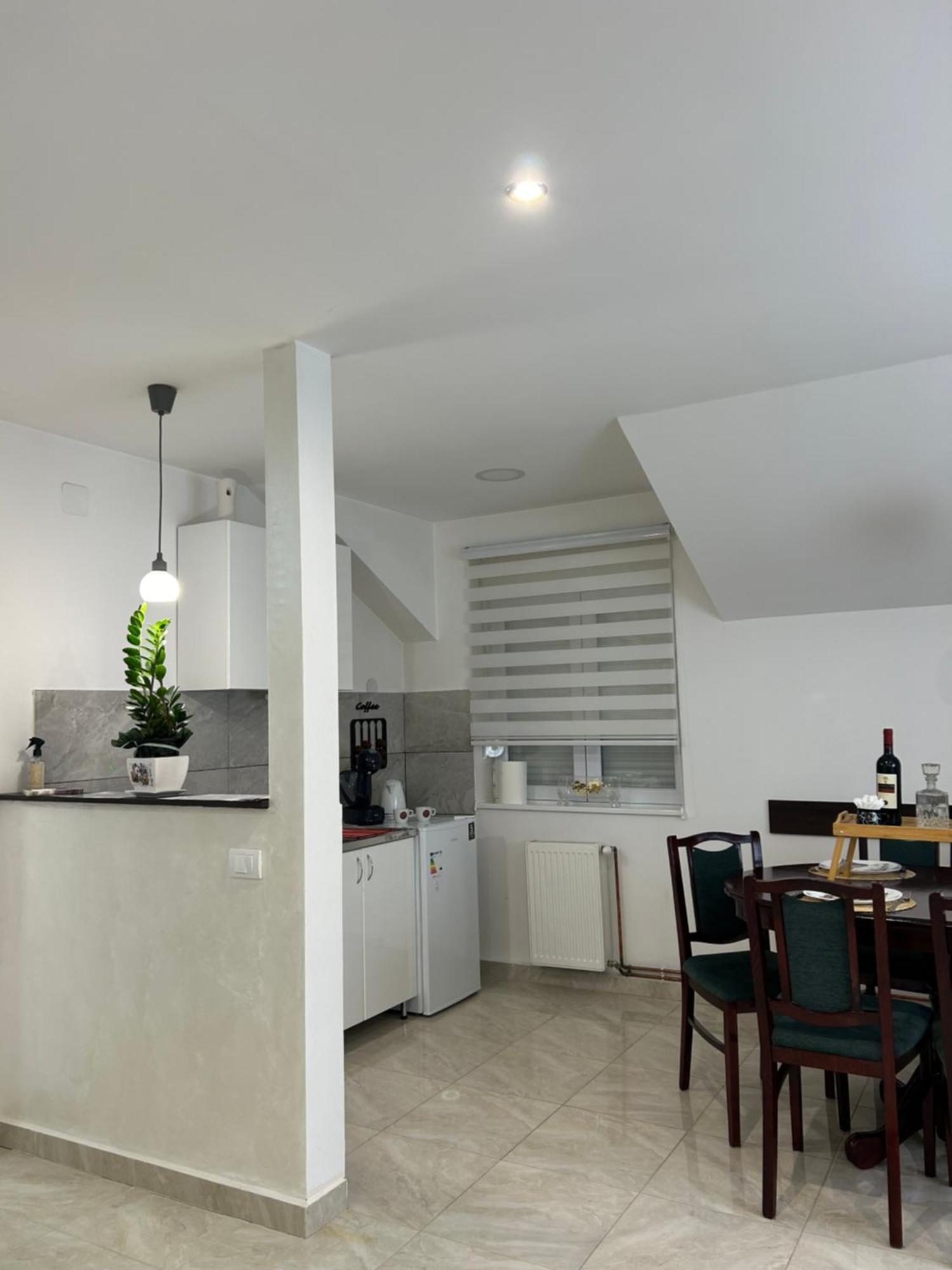 Apartman Diamond Lux Surčin Extérieur photo