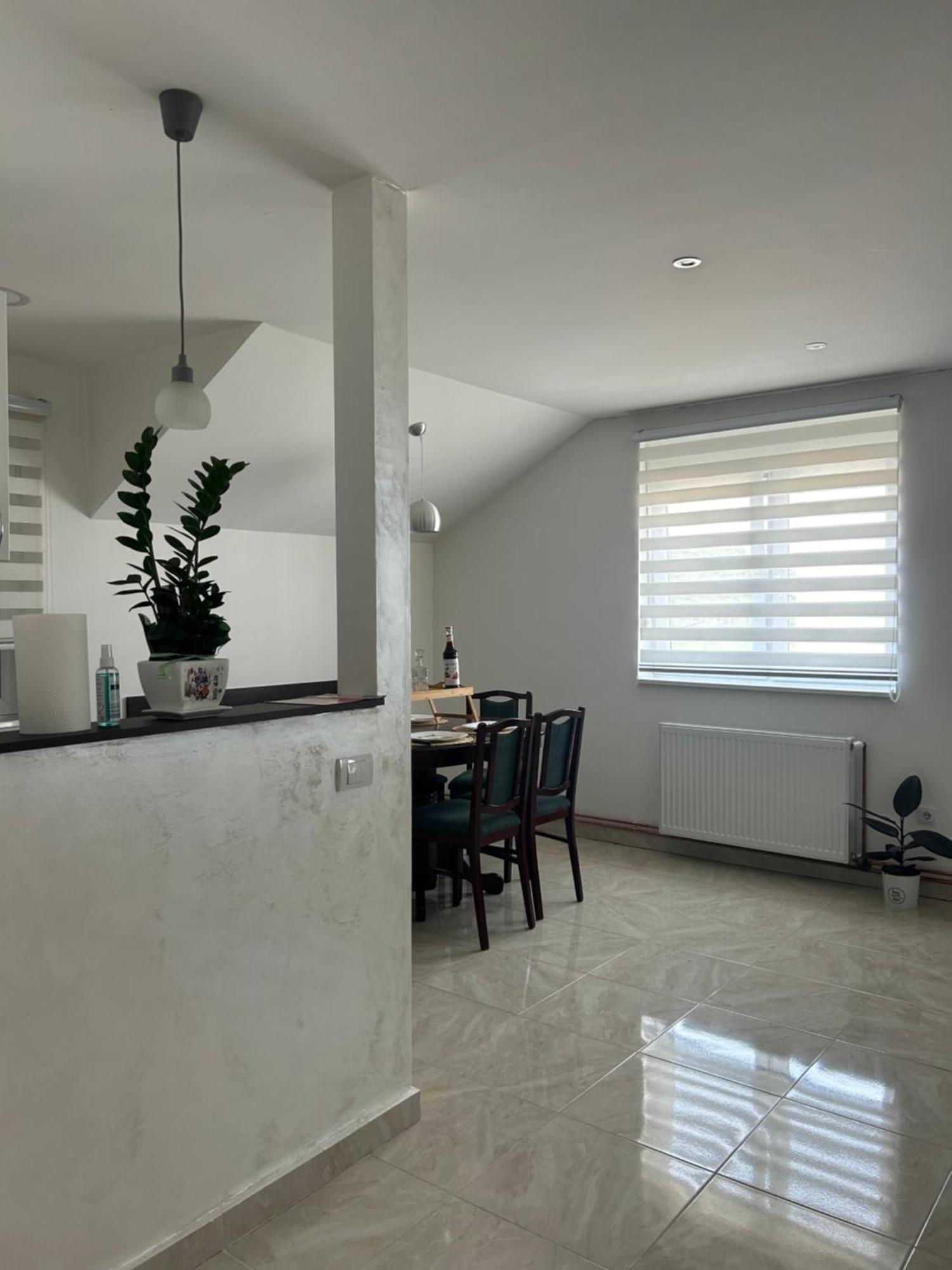 Apartman Diamond Lux Surčin Extérieur photo